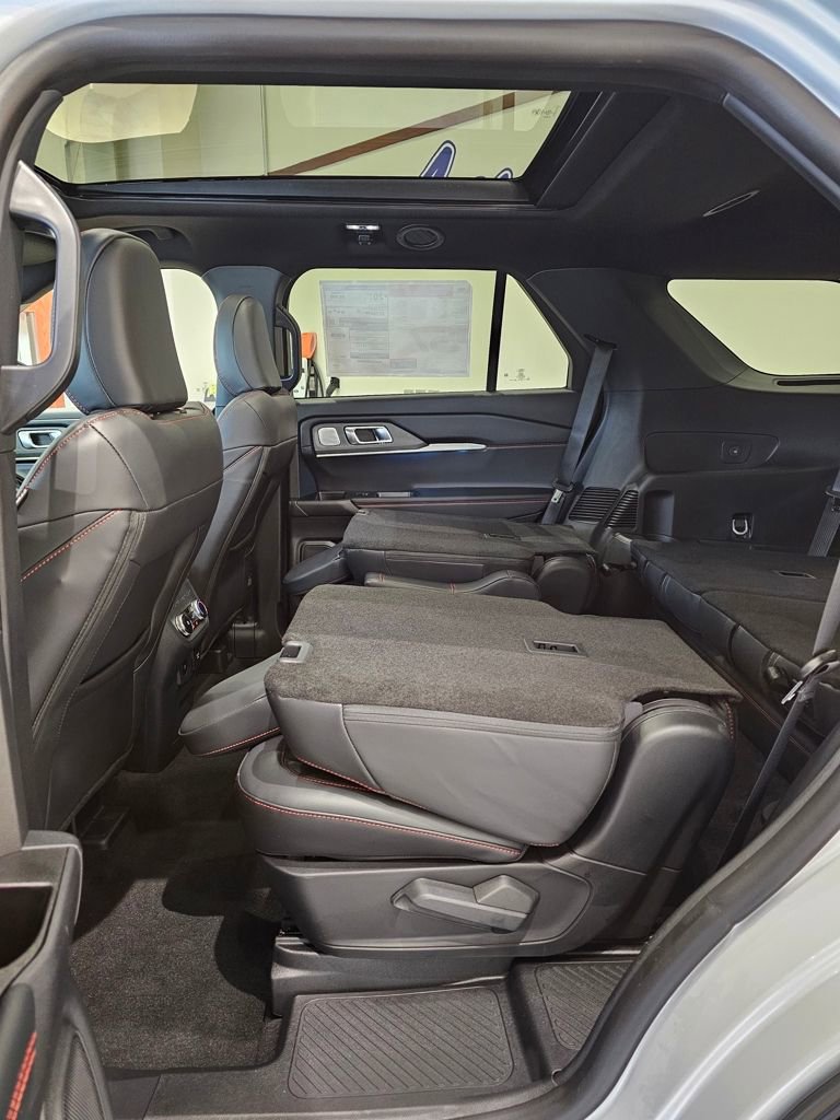New 2026 Ford Explorer ST w/ Sun And Sound Package image 31