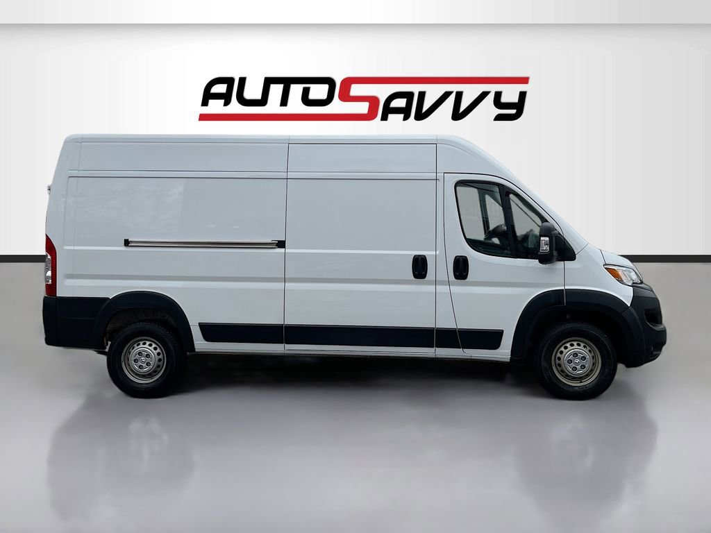 Used 2024 RAM ProMaster 2500 w/ Convenience Group image 8