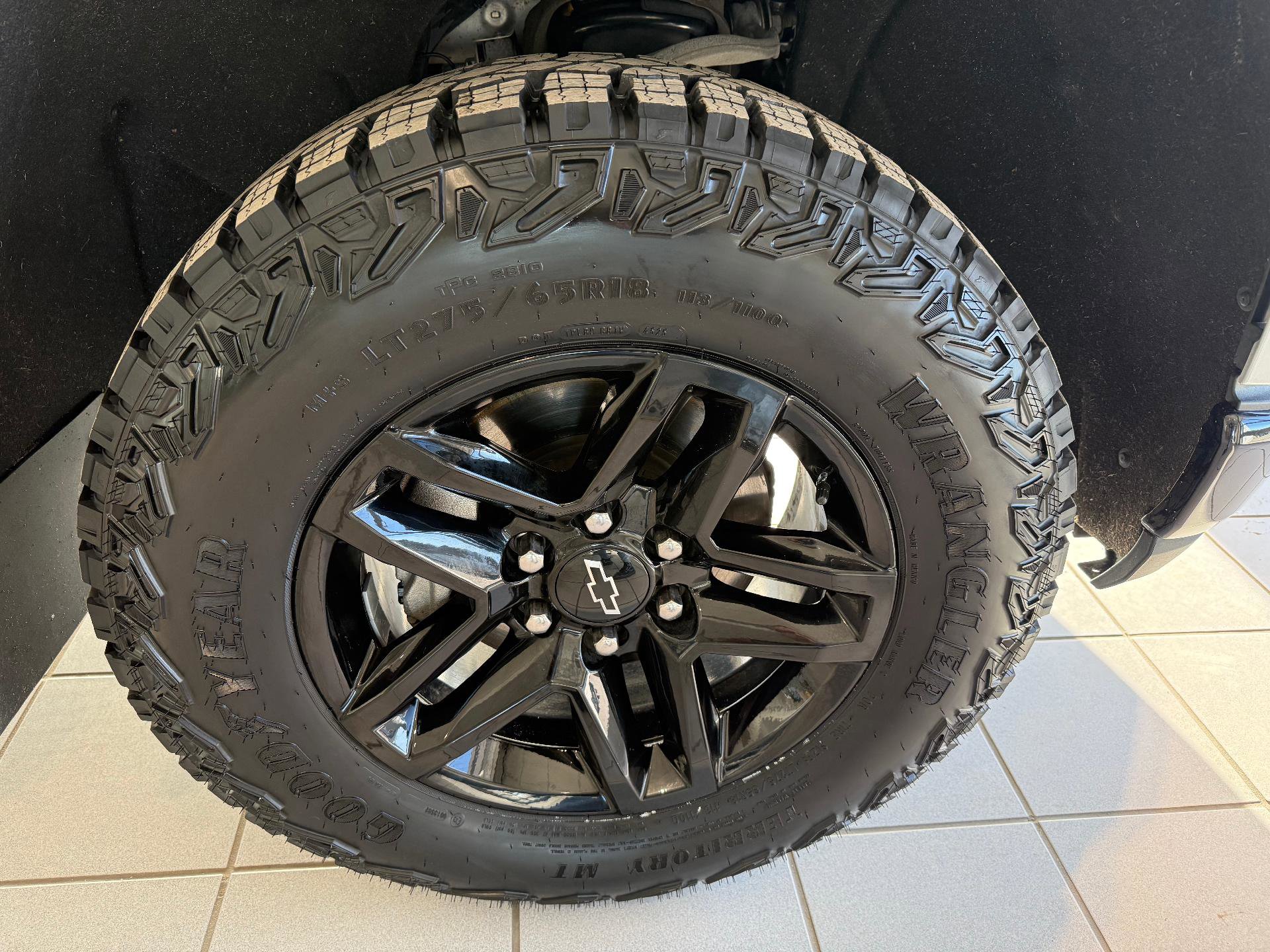Certified 2022 Chevrolet Silverado 1500 LT Trail Boss w/ LT Trail Boss Premium Package AWD/4WD image 19