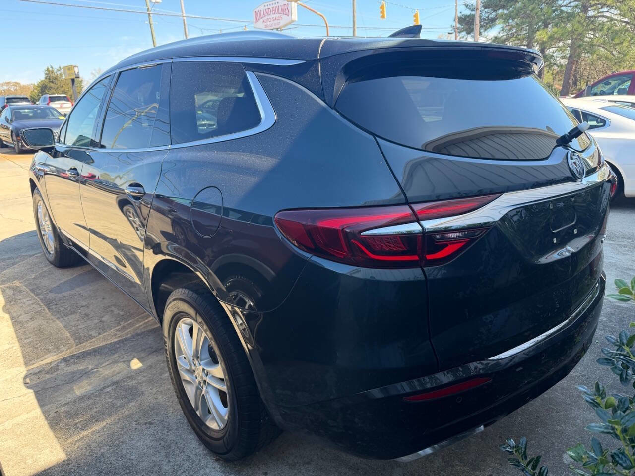 Used 2019 Buick Enclave Essence AWD/4WD image 7