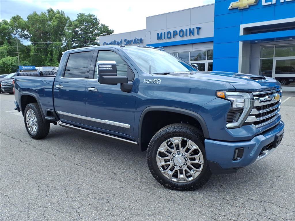 New 2026 Chevrolet Silverado 2500 High Country w/ High Country Premium Package AWD/4WD image 2