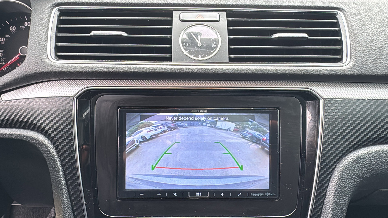 Used 2017 Volkswagen Passat 1.8T R-Line w/ R-Line Lighting Package image 18