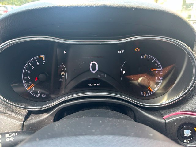 Used 2018 Jeep Grand Cherokee Altitude AWD/4WD image 18