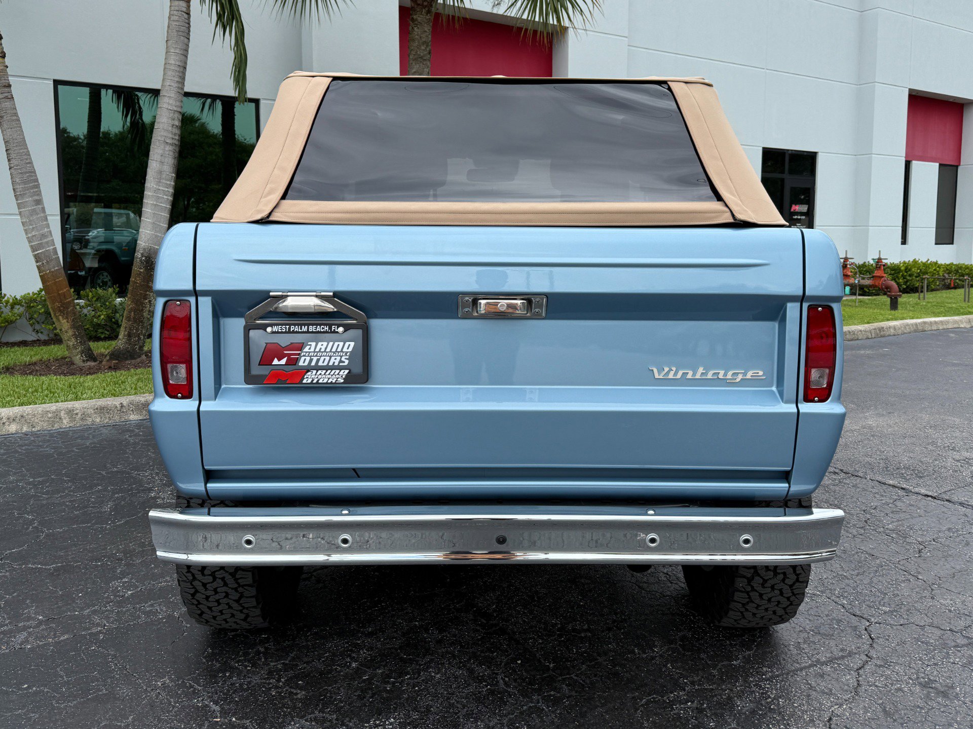 Used 2023 Ford Bronco Black Diamond image 11