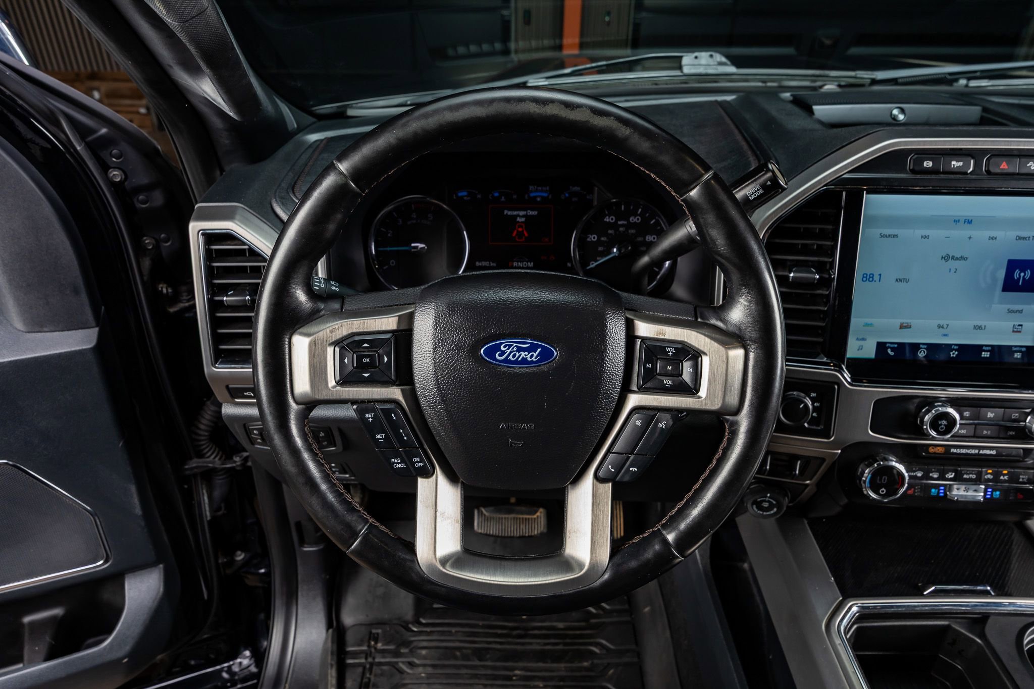 Used 2022 Ford F250 Platinum image 19