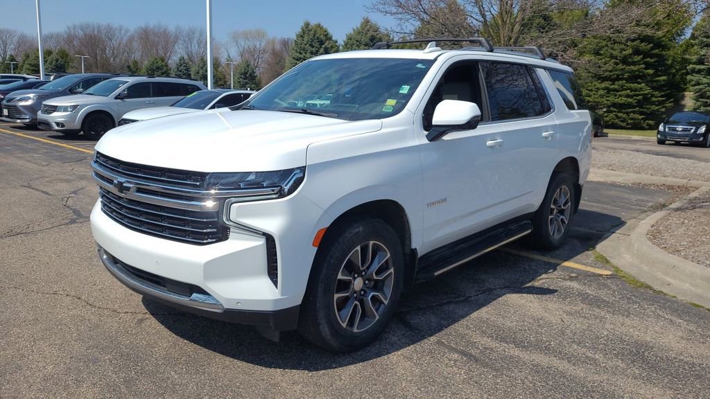 Used 2022 Chevrolet Tahoe LT w/ LT Signature Package AWD/4WD image 2