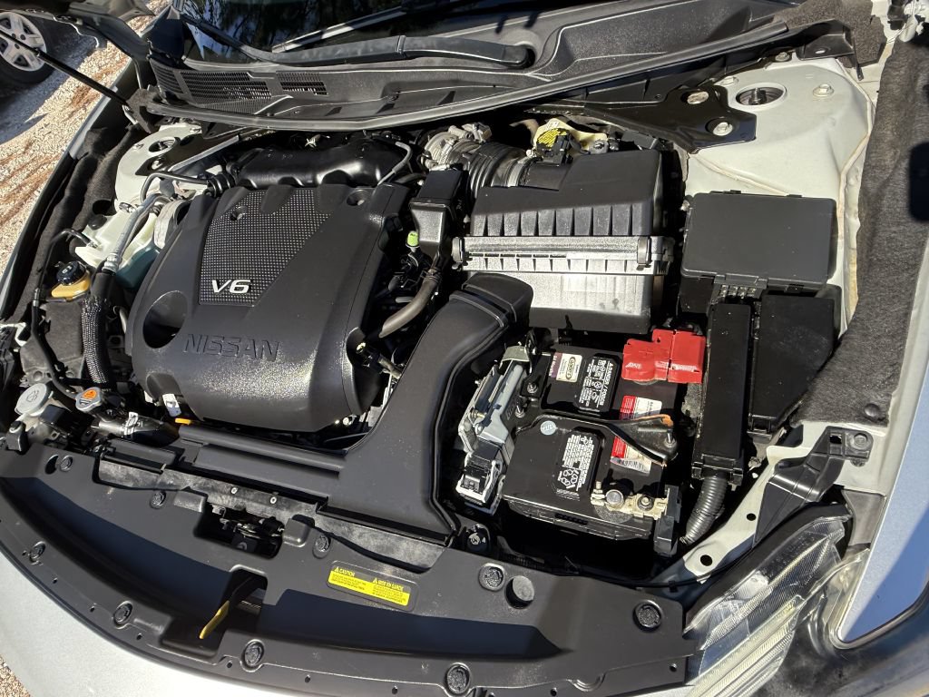 Used 2017 Nissan Maxima Platinum FWD image 39