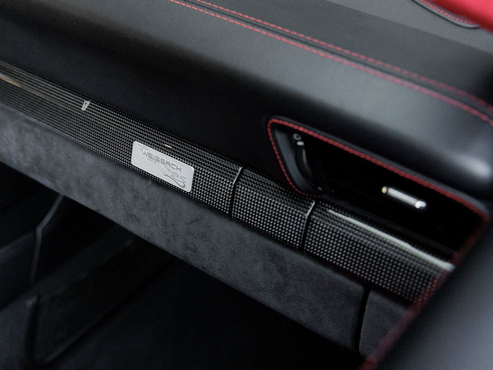 Used 2018 Porsche 911 GT2 RS image 39