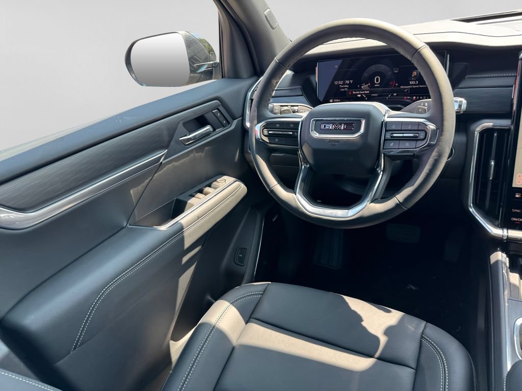 New 2026 GMC Acadia Elevation w/ Black Edition FWD image 17