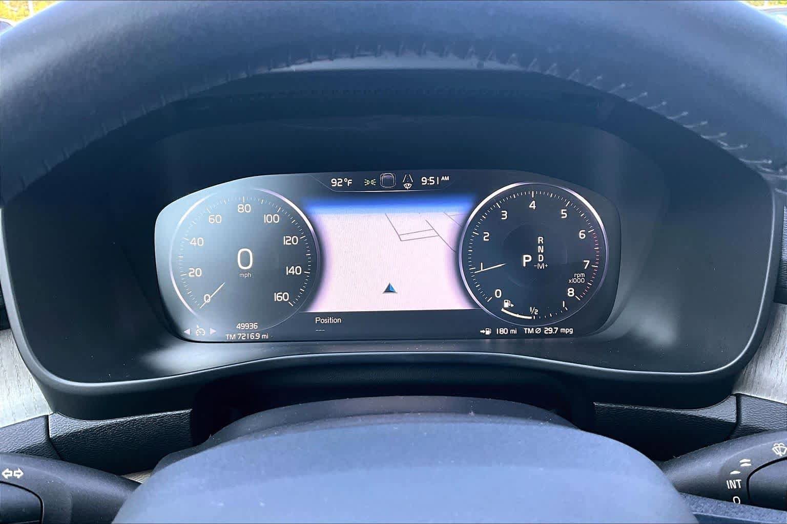 Used 2021 Volvo XC40 T4 Inscription w/ Protection Package FWD image 28