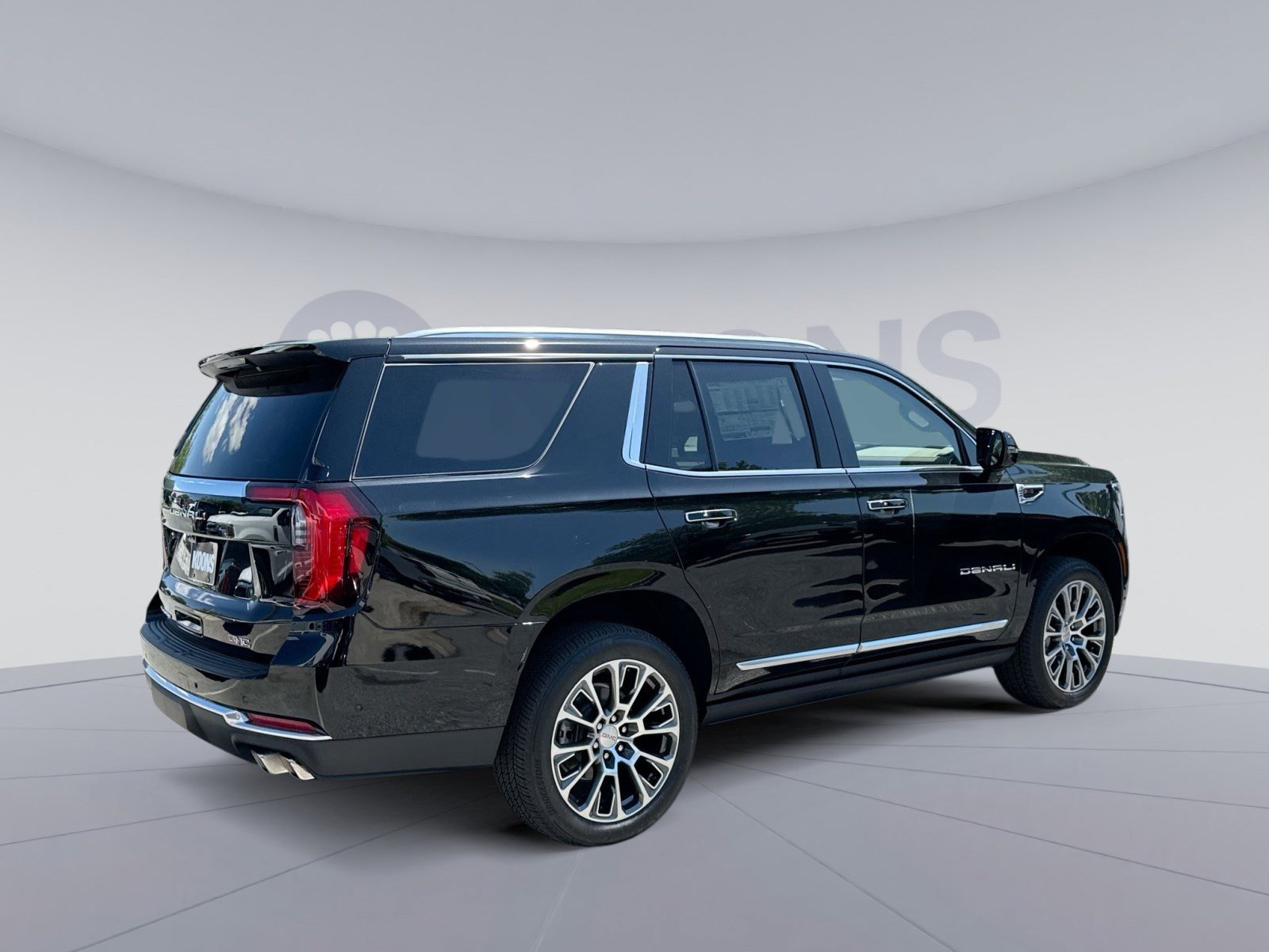 New 2026 GMC Yukon Denali w/ Denali Reserve Package AWD/4WD image 7