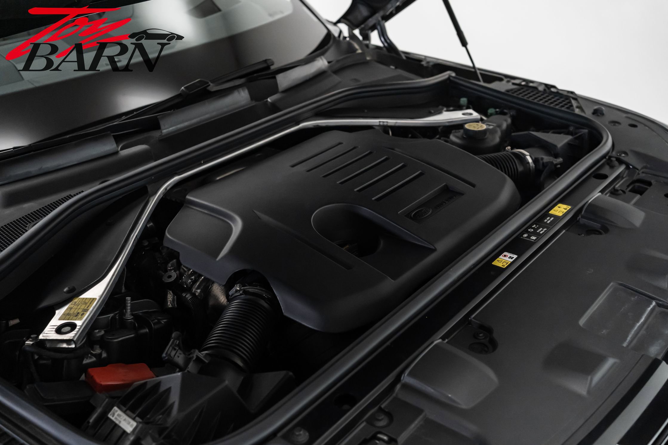 Used 2024 Land Rover Range Rover SE image 45