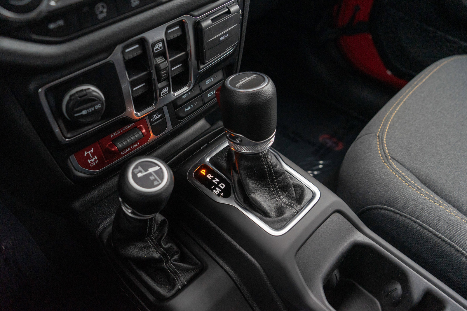 Used 2024 Jeep Gladiator Sport AWD/4WD image 20