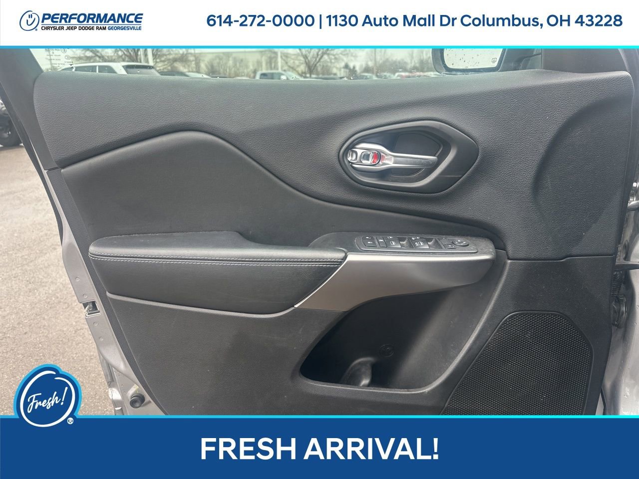 Used 2019 Jeep Cherokee Latitude Plus w/ Cold Weather Group image 12