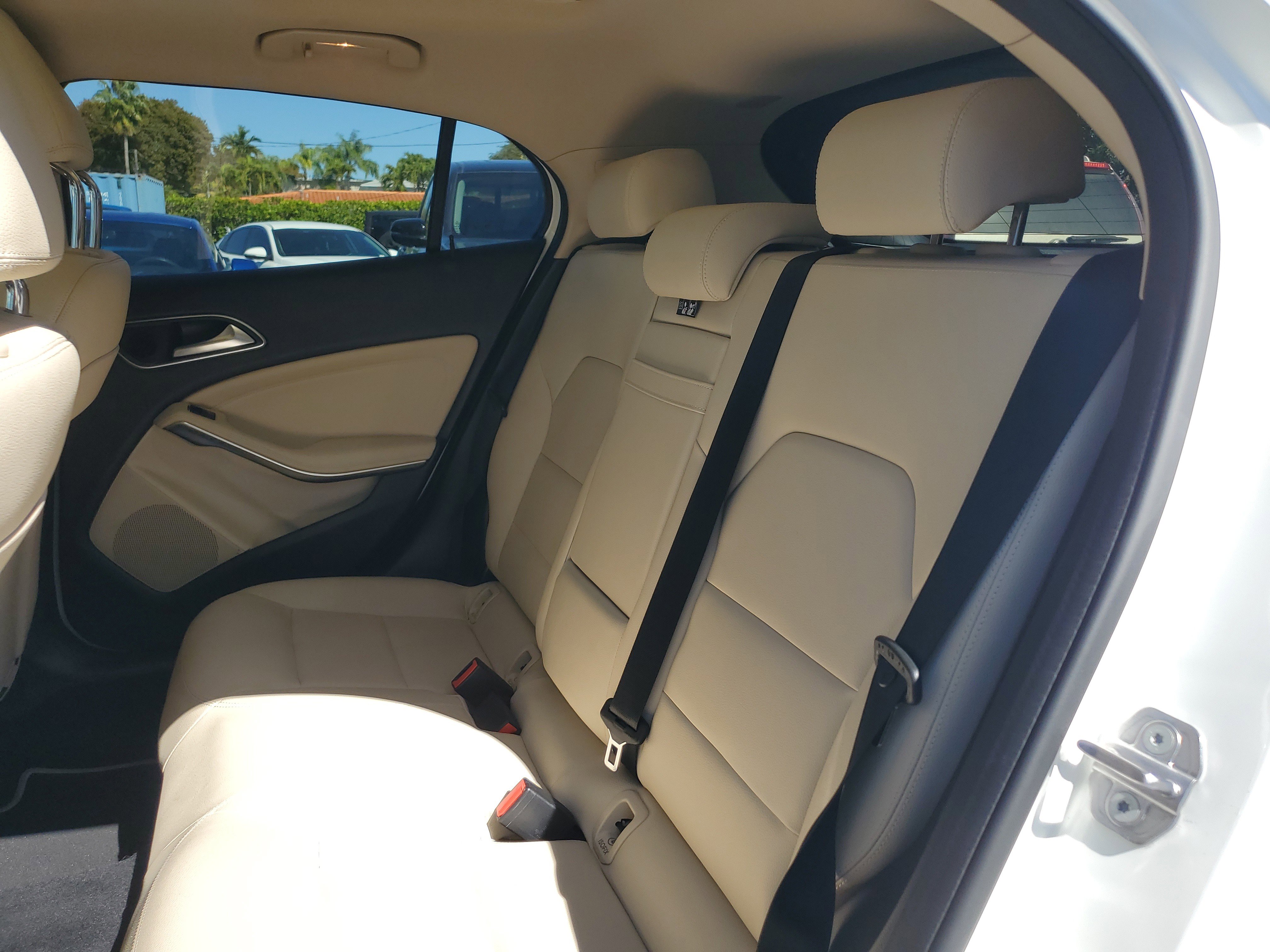 Used 2019 Mercedes-Benz GLA 250 image 17