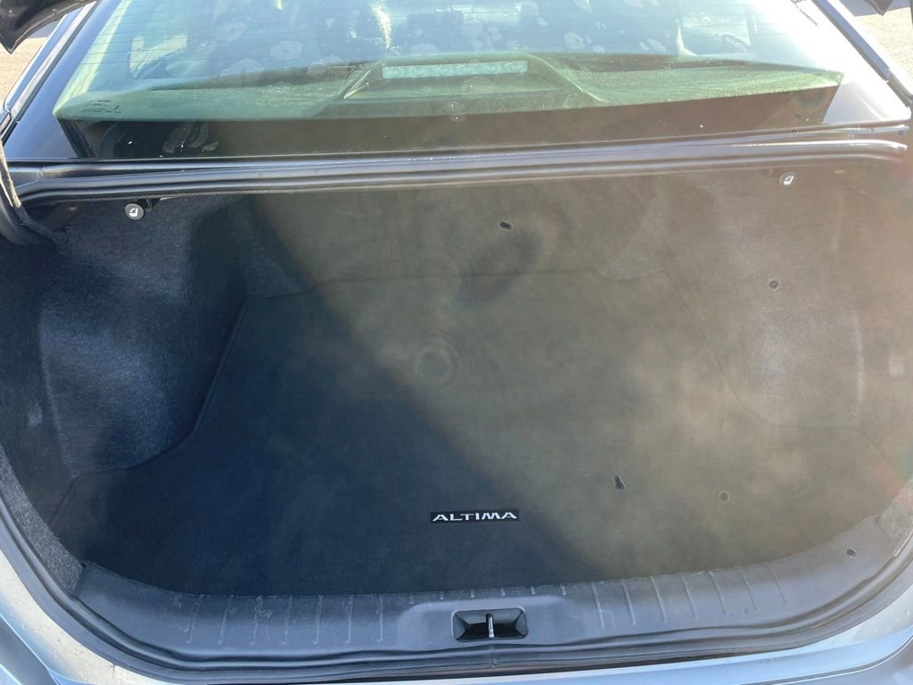 Used 2024 Nissan Altima 2.5 S image 9