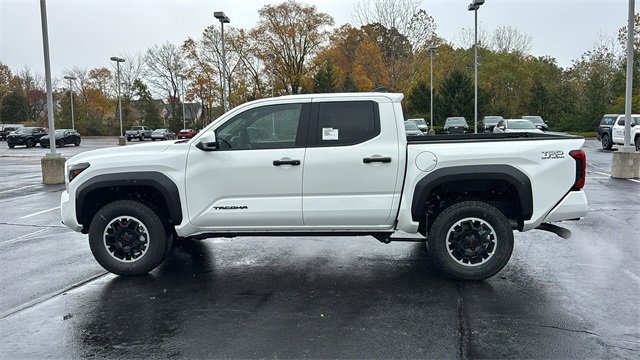 New 2025 Toyota Tacoma TRD Off-Road image 4