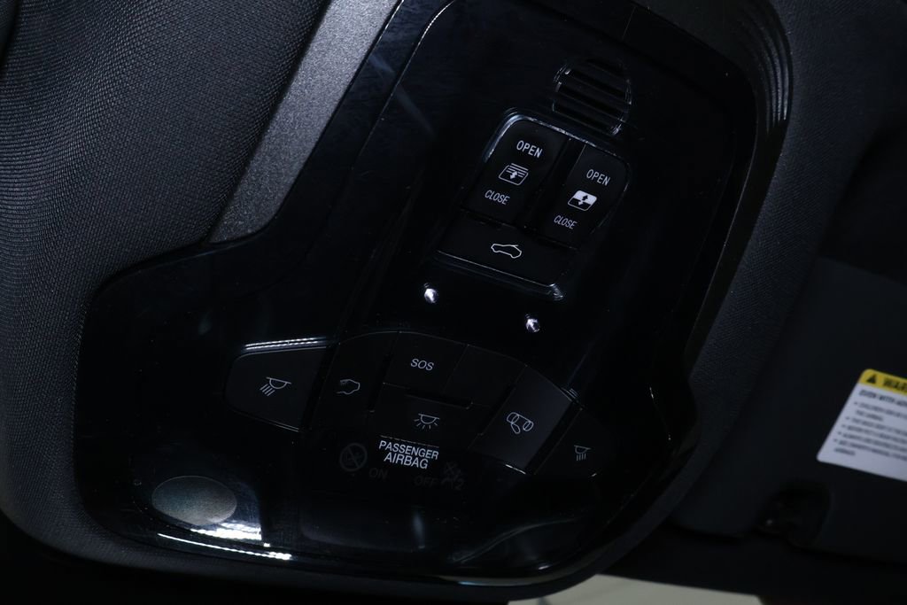 Used 2023 Alfa Romeo Giulia Sprint image 30