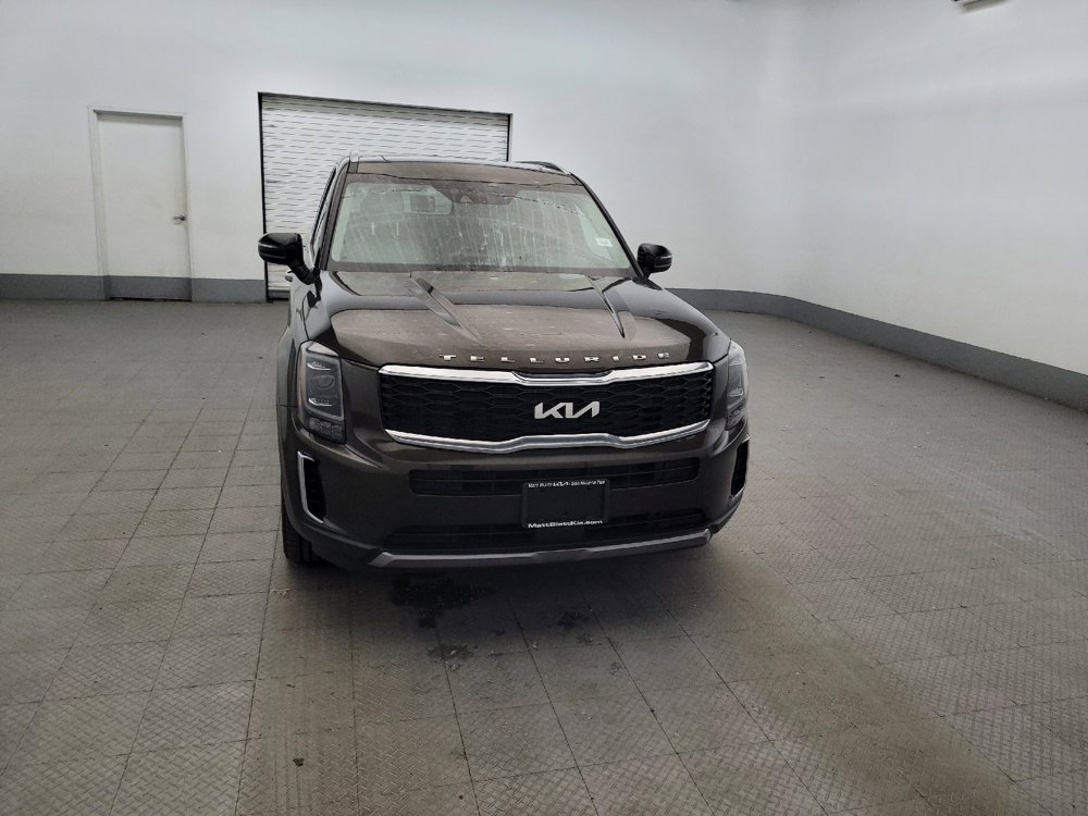 Used 2022 Kia Telluride S FWD image 14