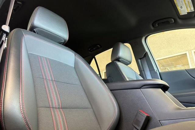 Used 2023 Chevrolet Equinox RS FWD image 20