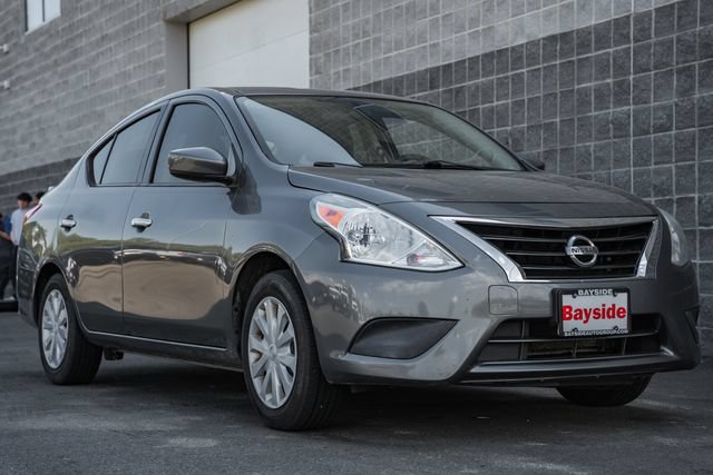 Used 2019 Nissan Versa SV FWD image 2