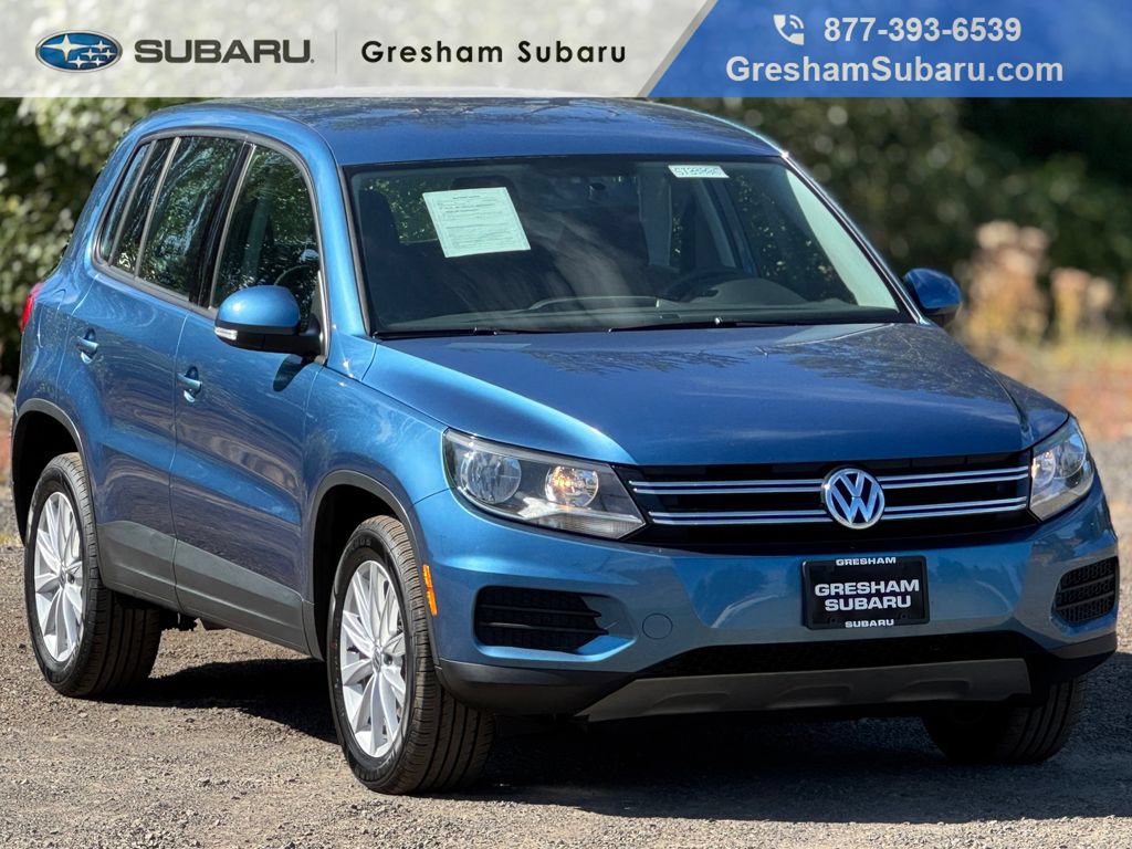 Used 2017 Volkswagen Tiguan Limited w/ Alloy Wheels Package AWD/4WD image 1