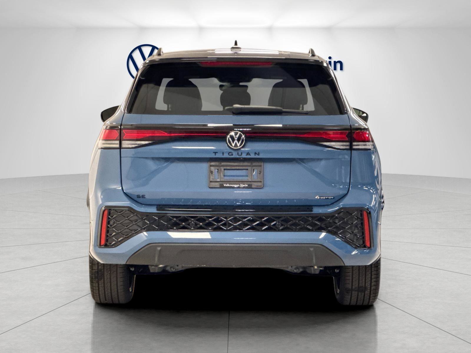 New 2026 Volkswagen Tiguan SE R-Line image 4