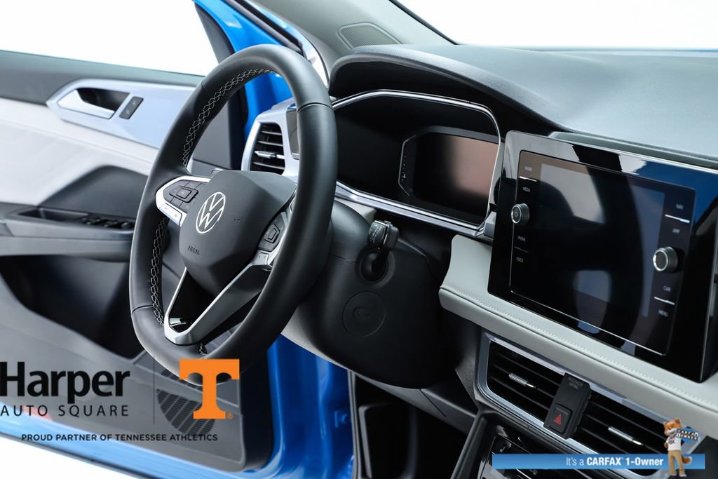 Used 2025 Volkswagen Taos SEL image 72