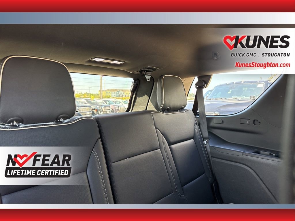 Used 2023 GMC Yukon SLT image 50