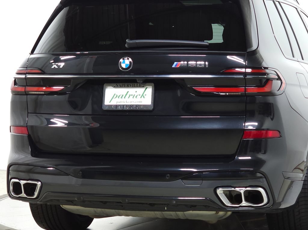 Used 2025 BMW X7 M60i AWD/4WD image 7