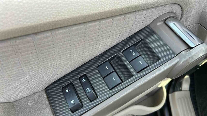 Used 2007 Ford Explorer Sport Trac XLT image 19