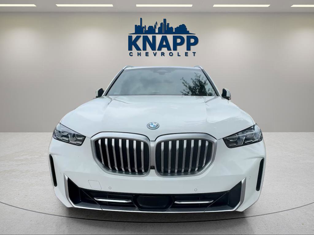 Used 2025 BMW X5 xDrive50e AWD/4WD image 2
