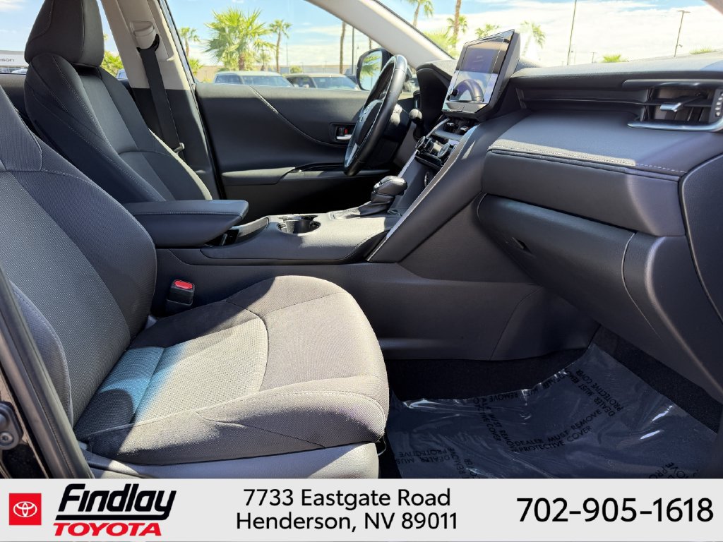 Certified 2023 Toyota Venza LE AWD/4WD image 15
