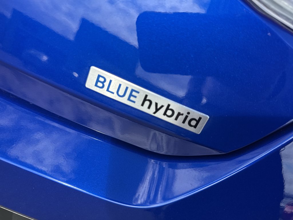 Used 2026 Hyundai Elantra Hybrid FWD image 17