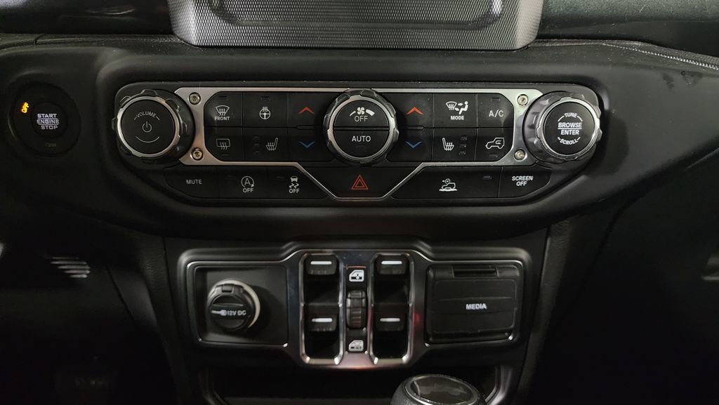 Used 2021 Jeep Wrangler Unlimited Sport image 19