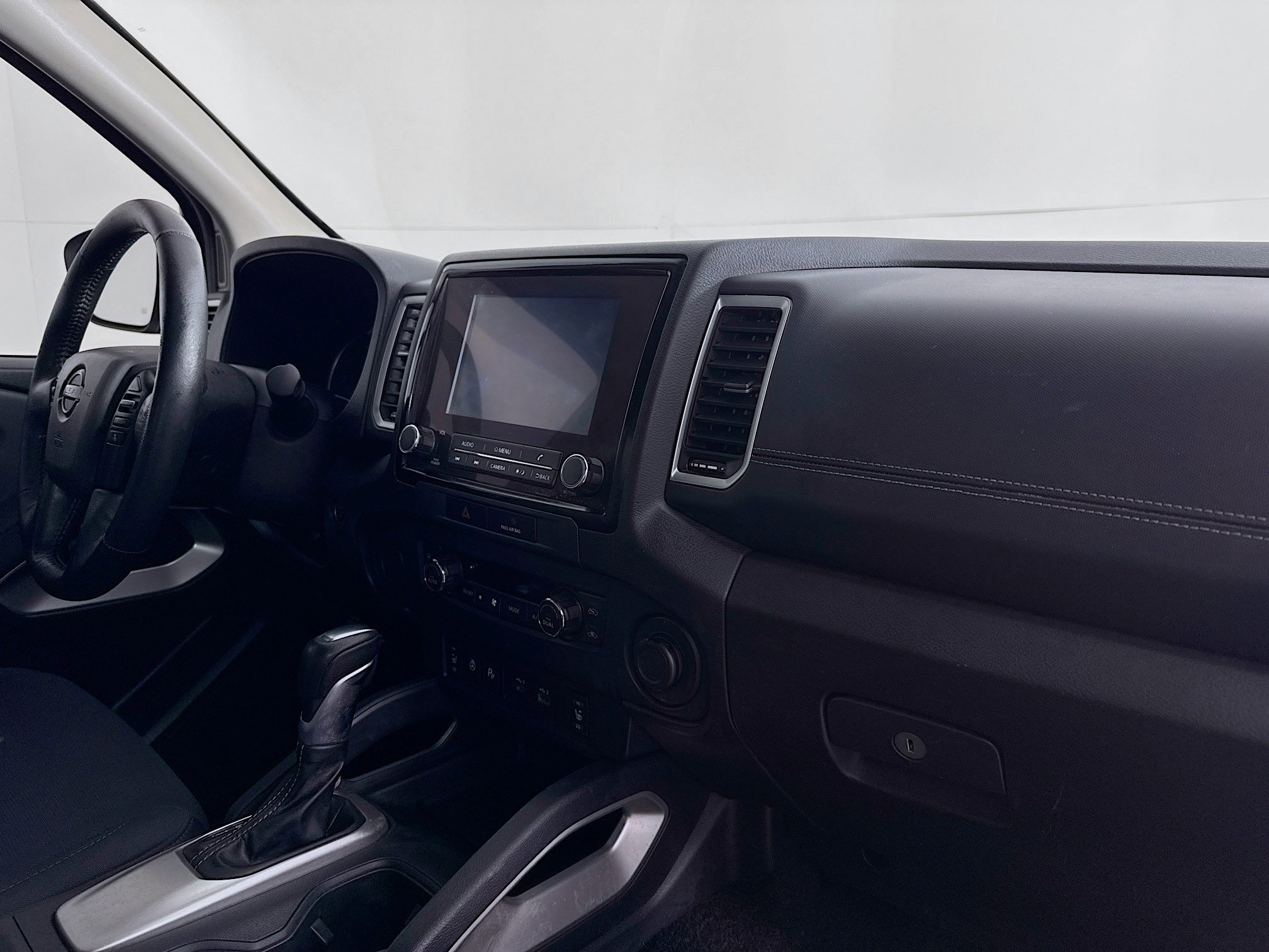 Used 2023 Nissan Frontier SV w/ SV Convenience Package image 29