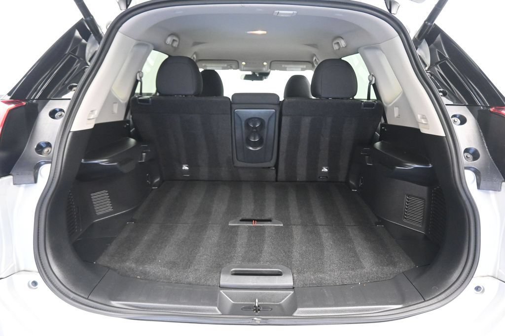 Used 2020 Nissan Rogue SV w/ Premium Package AWD/4WD image 47