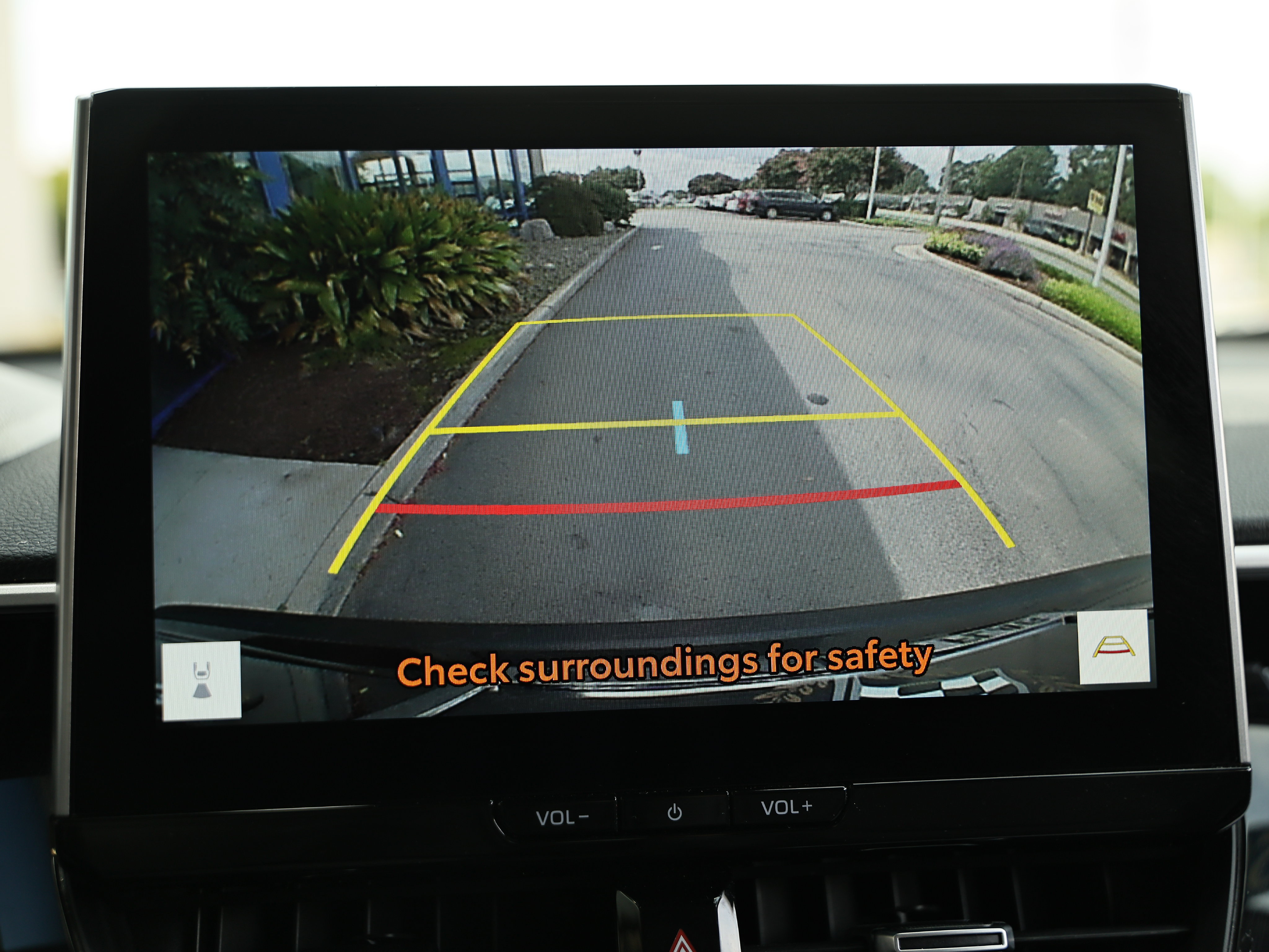 Used 2026 Toyota Corolla Cross XLE FWD image 36