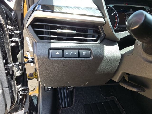 Used 2024 Nissan Altima 2.5 SR w/ SR Premium Package FWD image 15