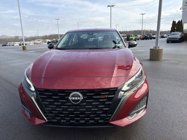 Used 2025 Nissan Altima 2.5 SR image 2
