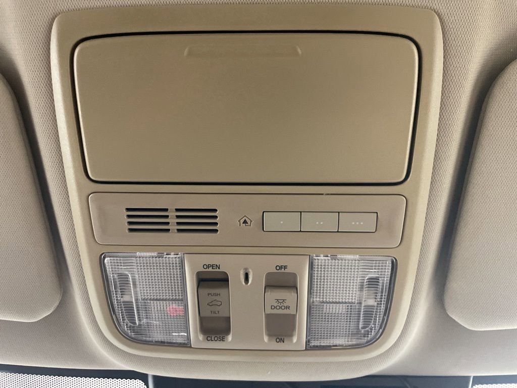 Used 2018 Honda CR-V EX-L image 16