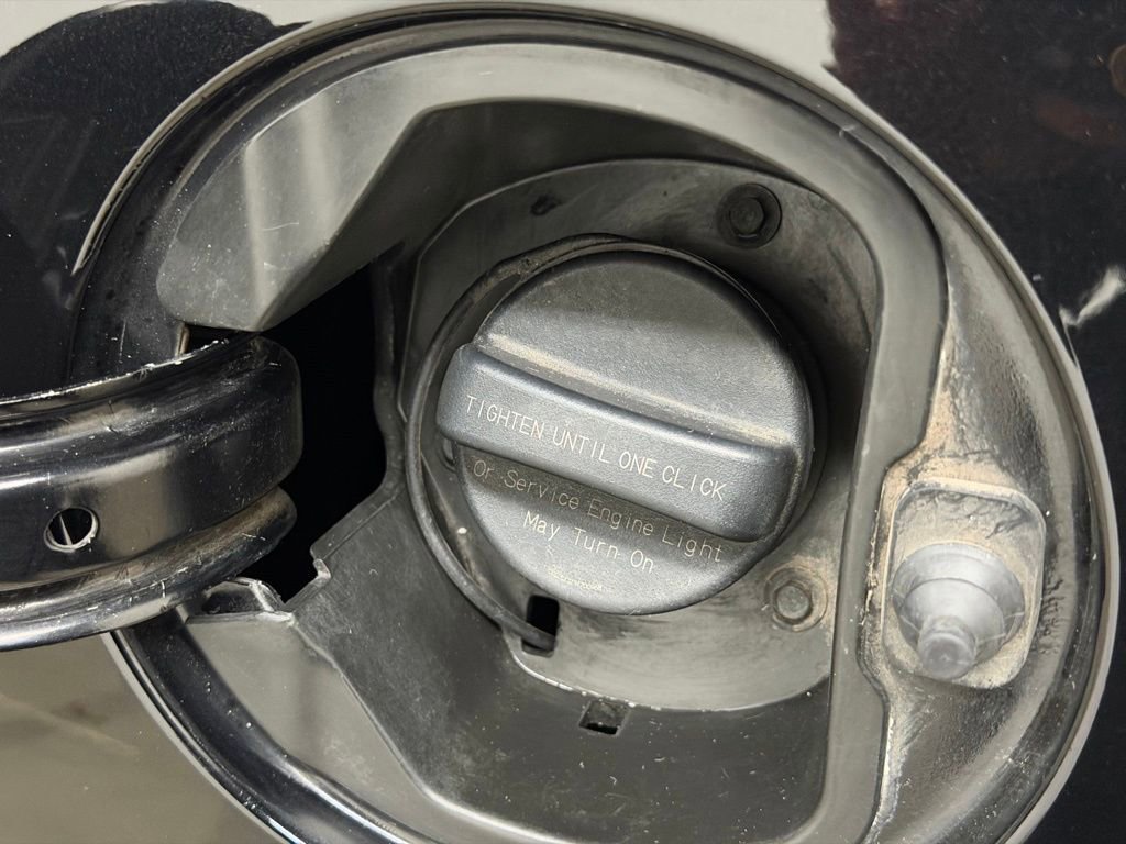 Used 2017 Buick Enclave Leather image 16