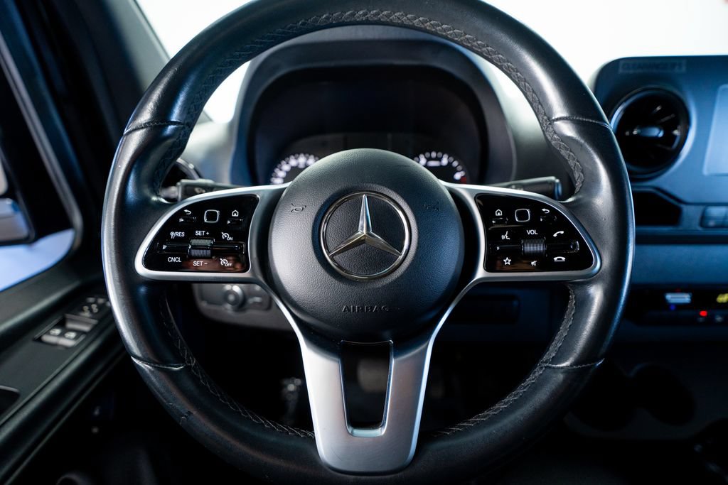 Used 2019 Mercedes-Benz Sprinter 170 image 25