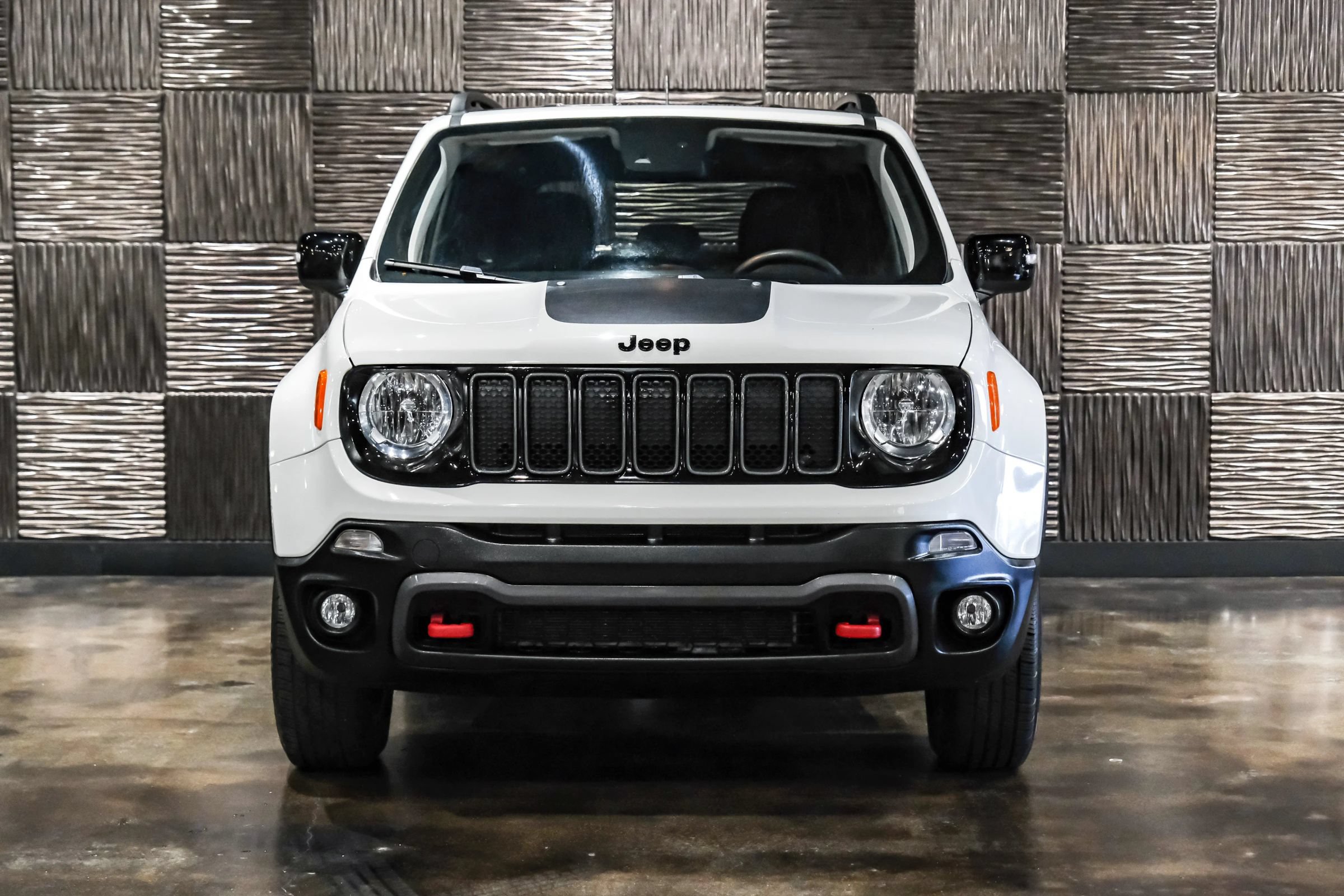 Used 2023 Jeep Renegade Trailhawk AWD/4WD image 5