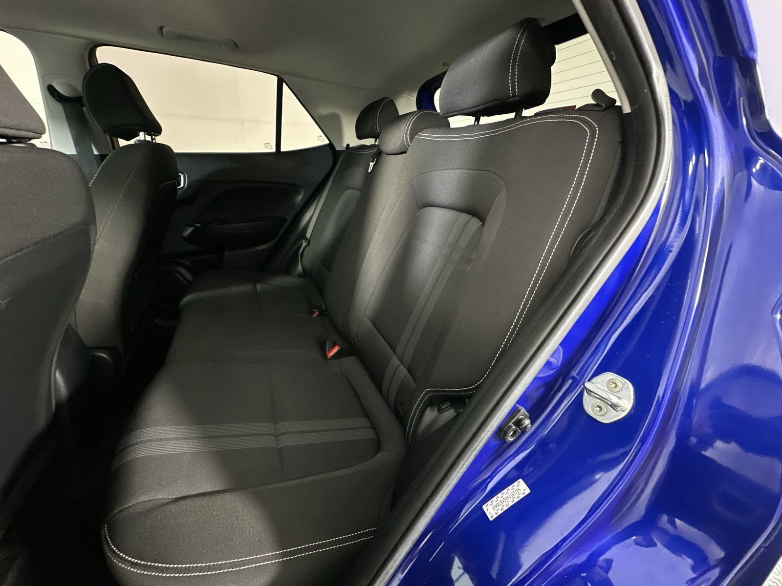 Used 2022 Hyundai Venue SEL FWD image 23