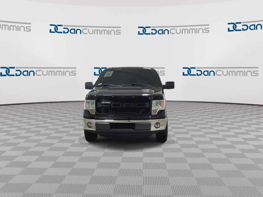 Used 2011 Ford F150 XLT image 3