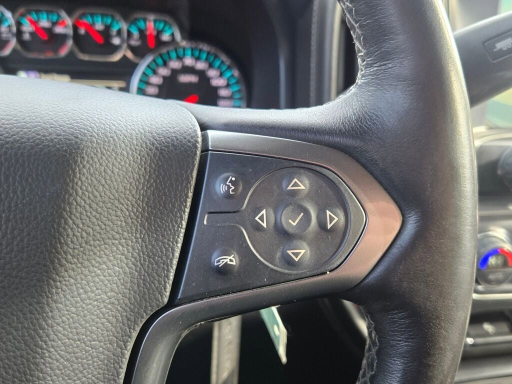 Used 2015 Chevrolet Silverado 1500 LTZ image 30