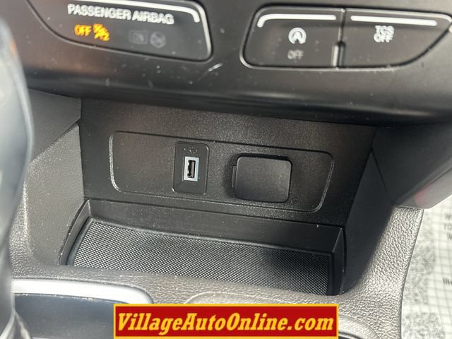 Used 2019 Ford Escape SEL AWD/4WD image 22