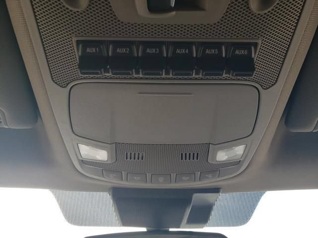 Used 2022 Ford F550 4x4 Crew Cab Super Duty w/ XLT Value Package image 23