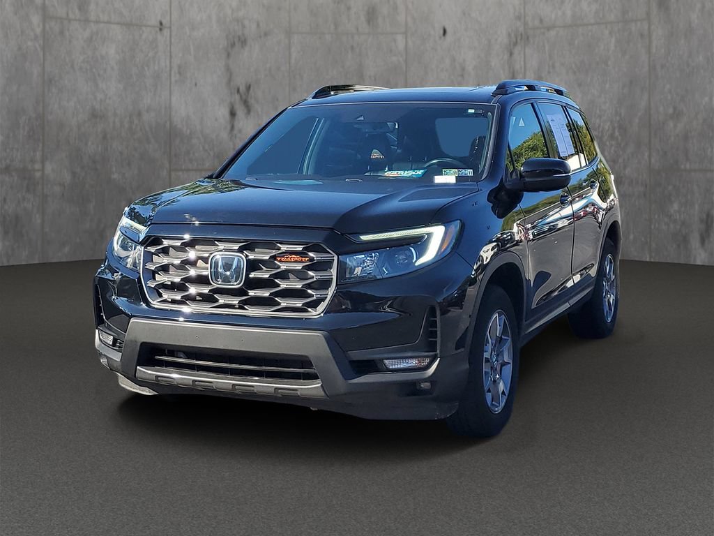 Used 2023 Honda Passport TrailSport image 3